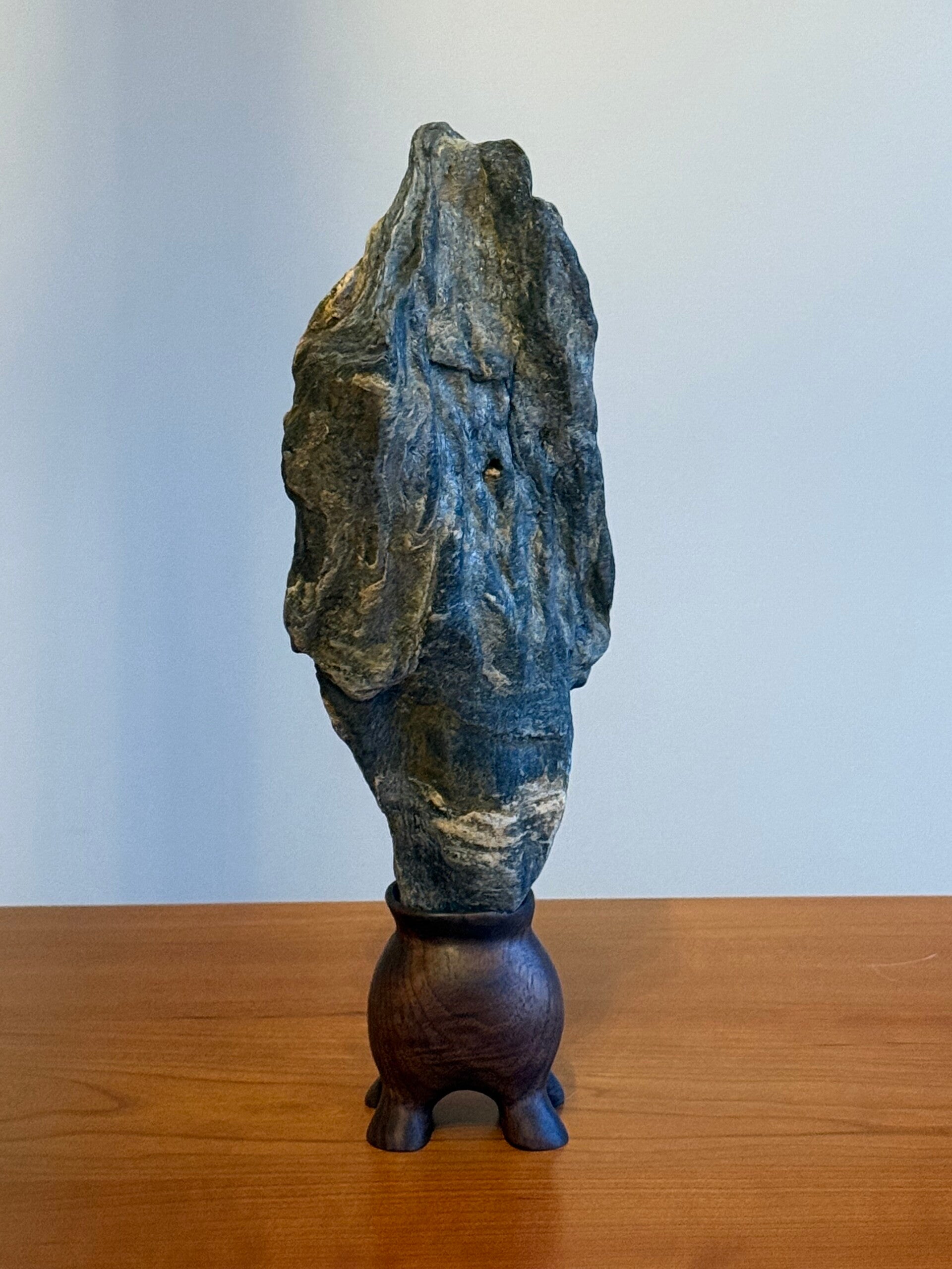 Schist on Mahogany