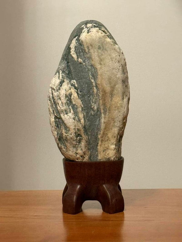 Schist on Mahogany