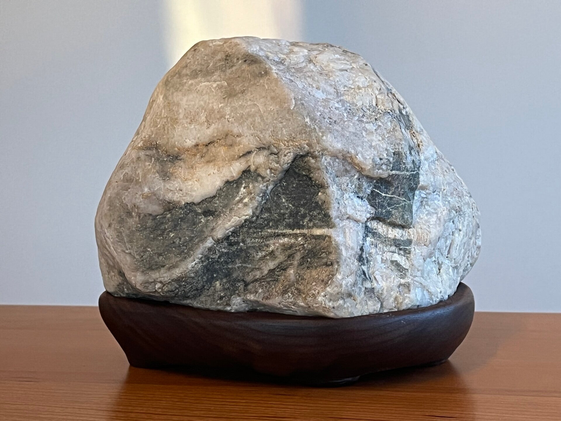 Quartzite on Black Walnut