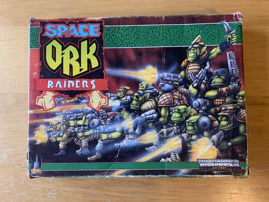 Warhammer 40,000: Space Ork Raiders (RTB02)