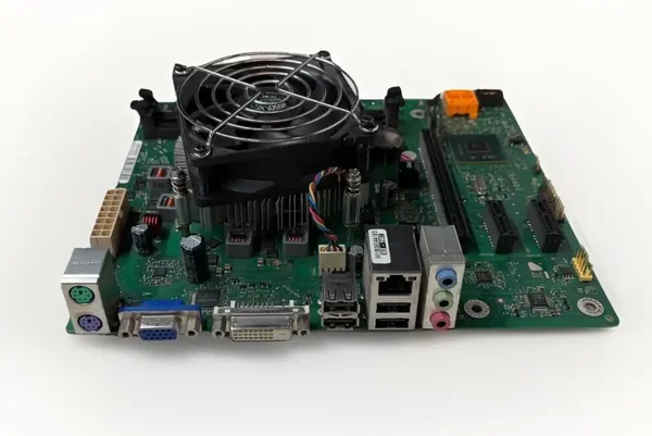 🖥️ Carte mère Fujitsu D3120-A10 GS1 avec processeur Intel Core i3-3220 – Esprimo P410 / P420