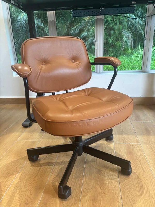 IKEA ALEFJÄLL leather chair