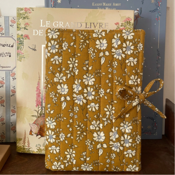 Protège carnet de santé Liberty Capel