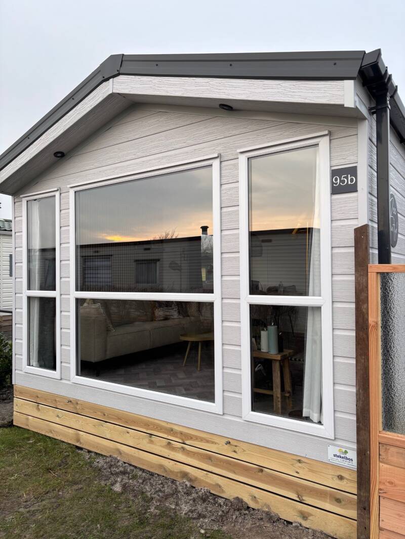 Chalet  zee van tijd Hollum Ameland-Beglazing tot aan de grond