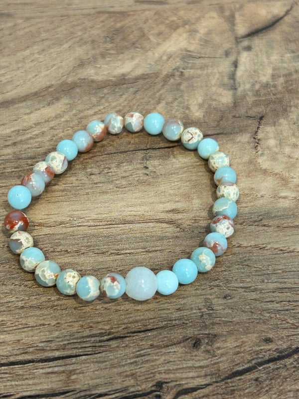 Perlen Armband befüllt mit personalisierter Perle und blauem Schlangenhaut Jaspis