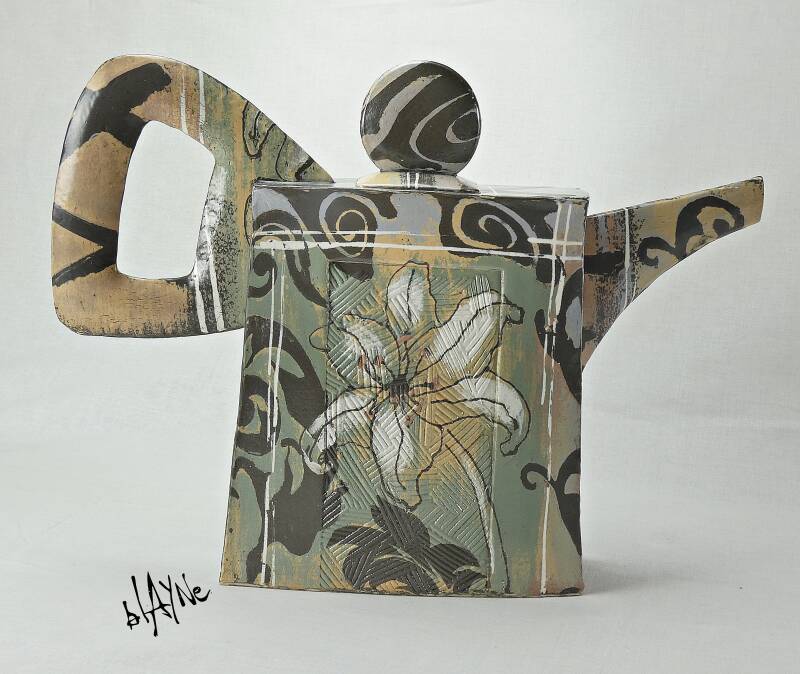 Body slip decoration.