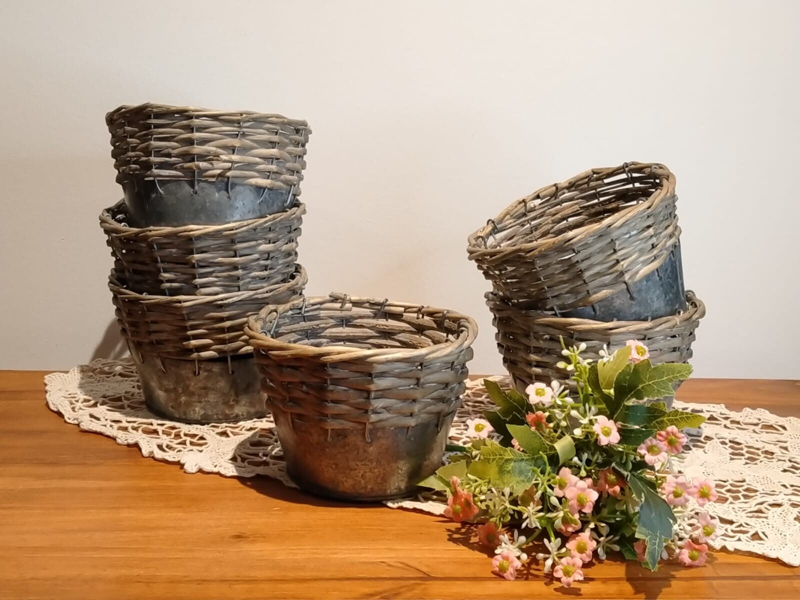 6 cache-pots en zinc et osier