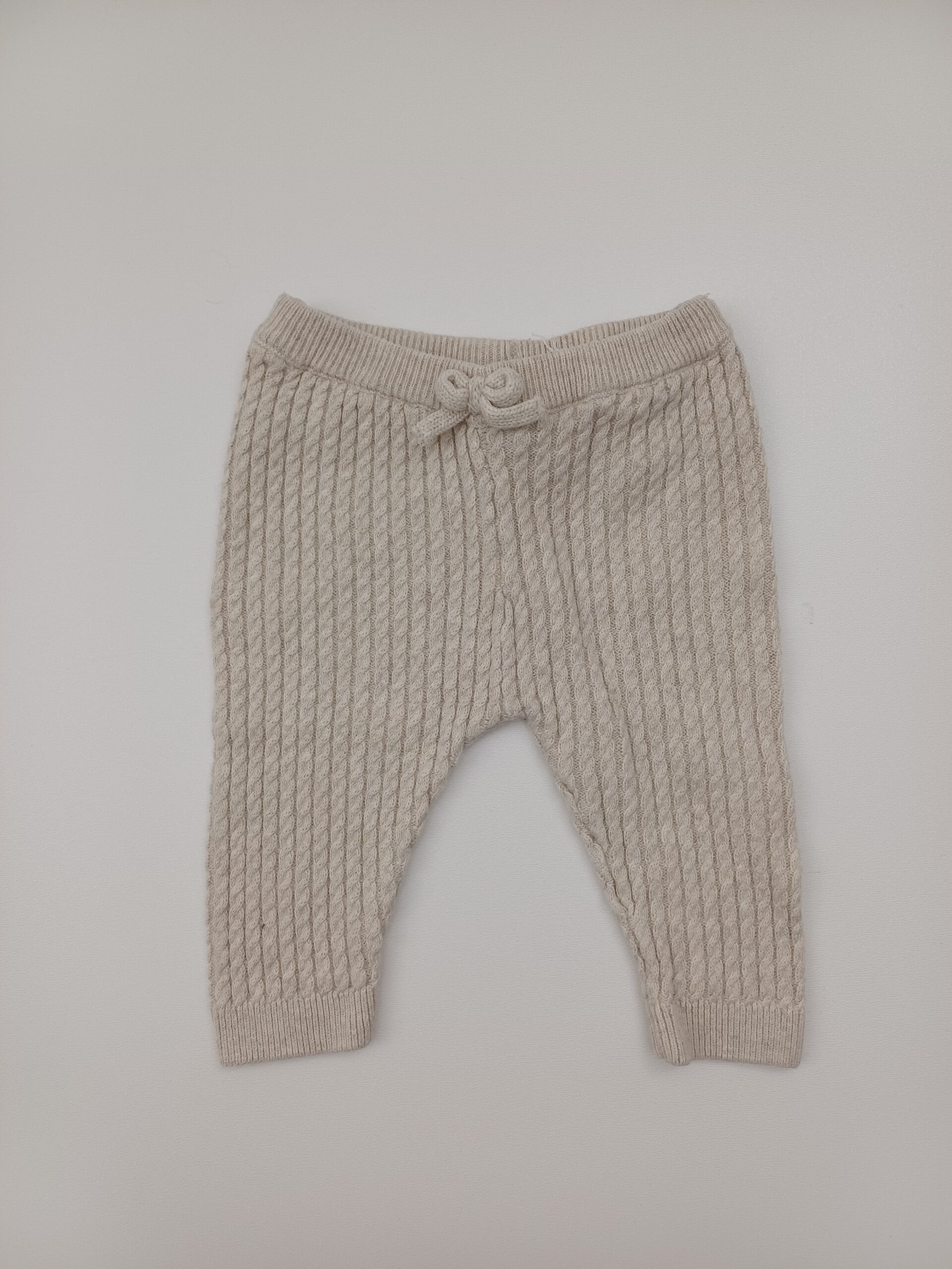 Broekje C&A Baby maat 62