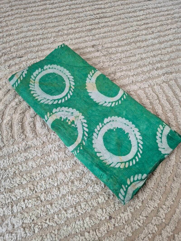 Tissu Adire Crêpe – 4 Yards (Origine Nigeria)