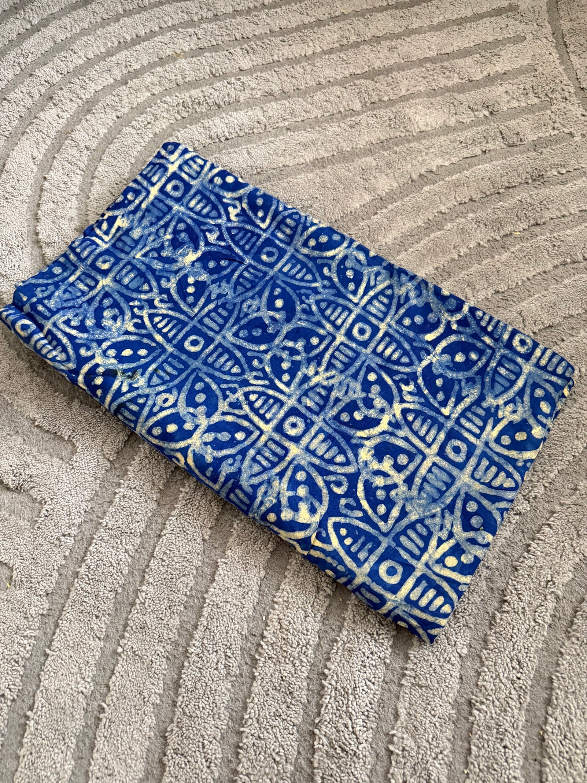 Tissu Adire Crêpe – 4 Yards (Origine Nigeria)