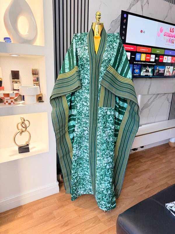 Robe en Asoke et wax