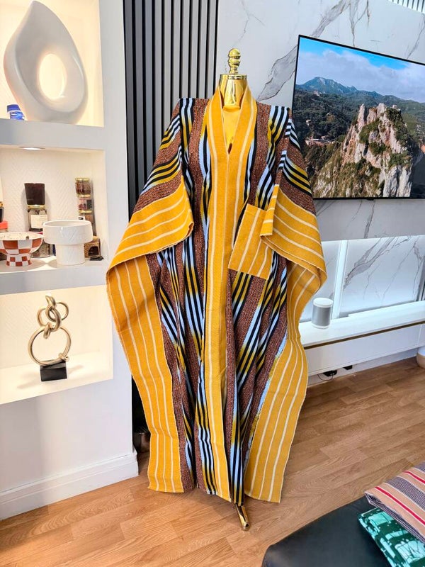 Robe en asoke wax