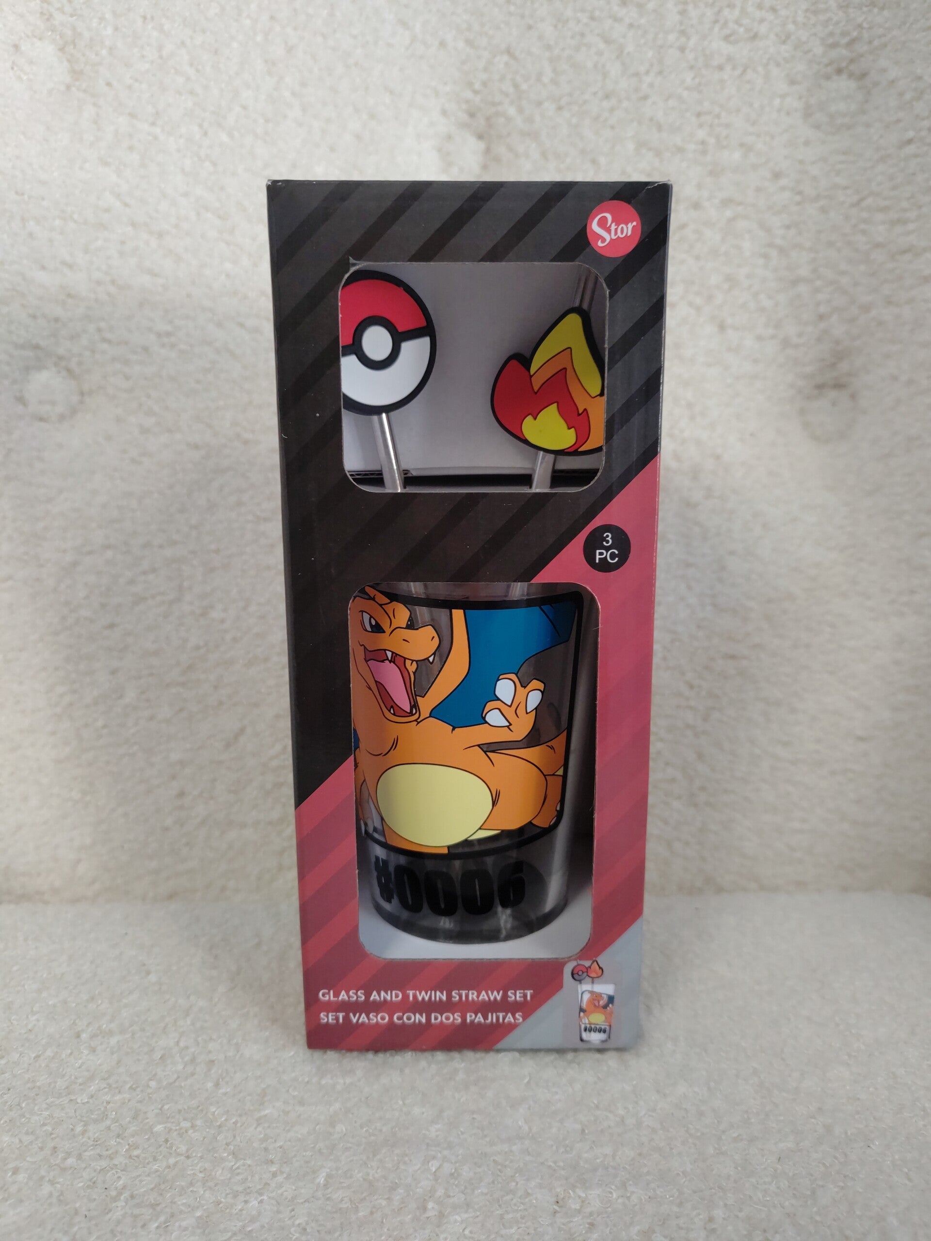 Verre Dracaufeu tumbler avec Paille- 11,50€ TTC Stock : 2