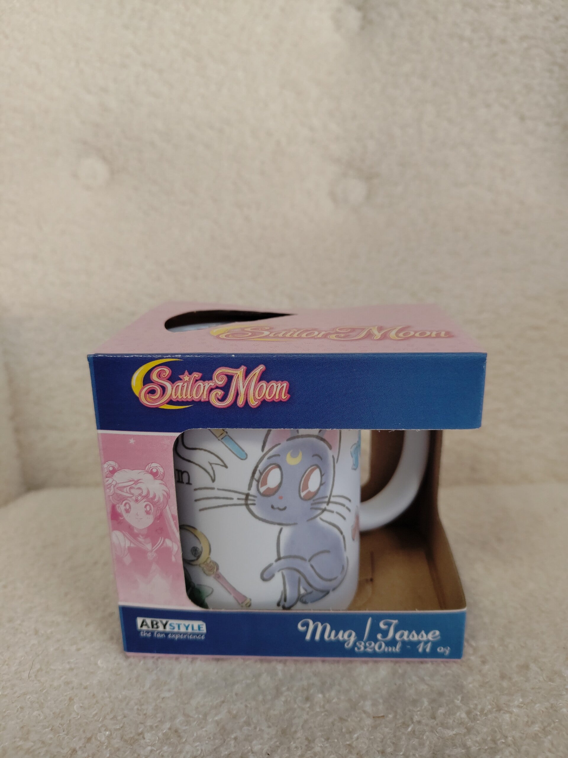 Mug 320 ml Sailor Moon-Lune et Artemis Chibi- 10,00€ TTC  Stock : 1