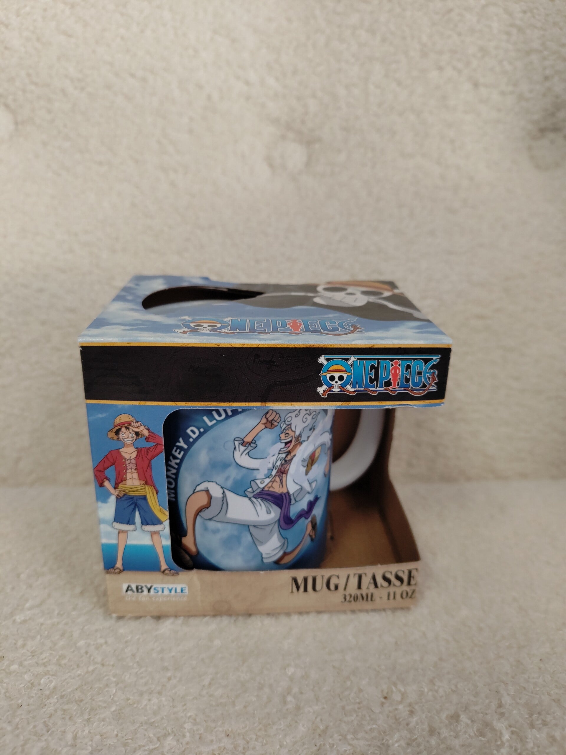 Mug 320 ml Luffy Gear 5- 10,00€ TTC  Stock : 1