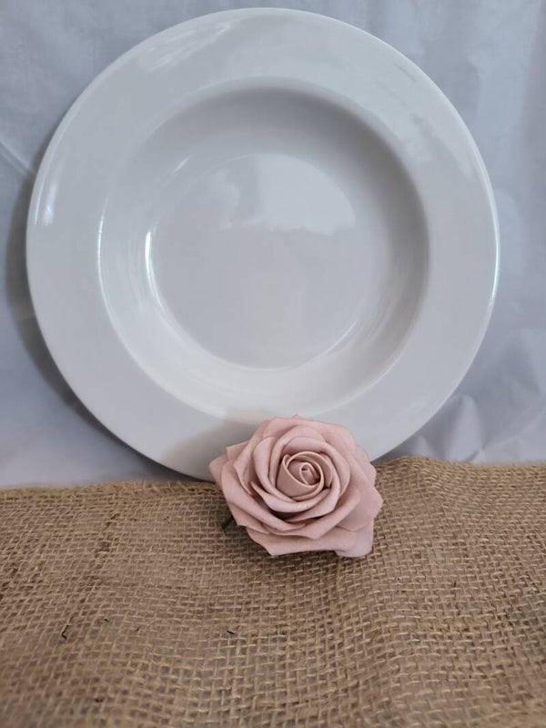 Assiette creuse blanche (diamètre 22 cm)