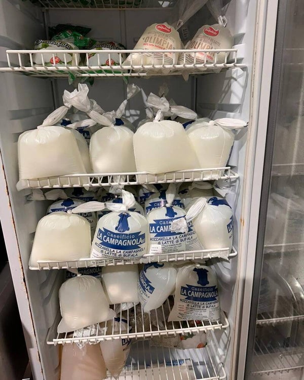Mozzarella di bufala