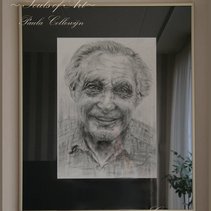 Gijs - houtskool/ charcoal - framed
