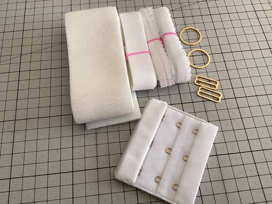 White cashmerette Loftus elastics kit