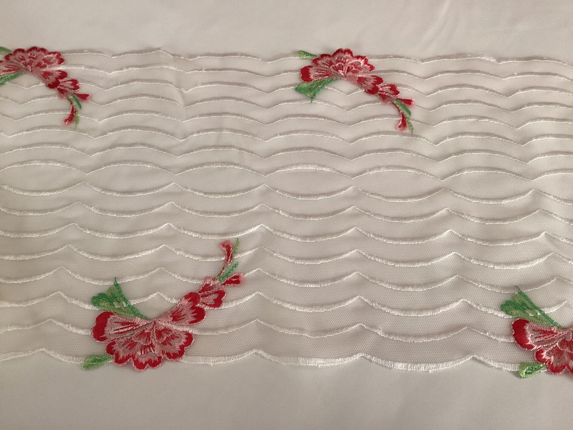 Ivory Floral waves Willowdale kit