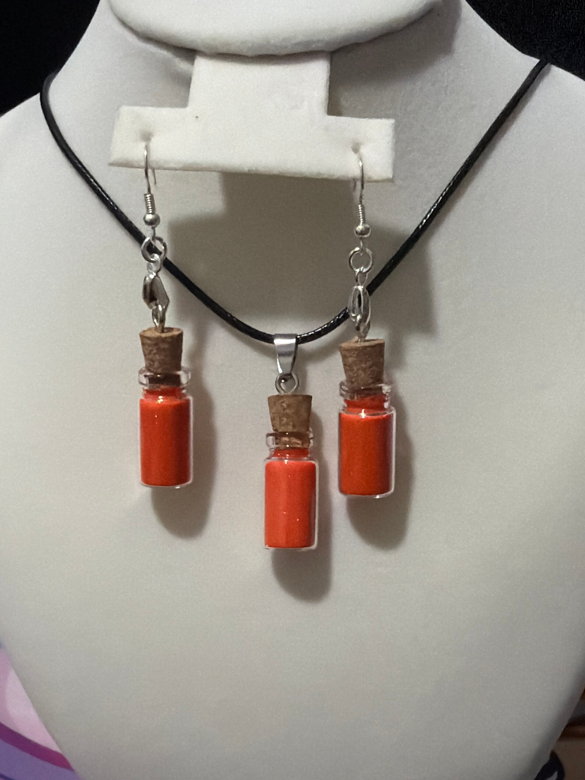 Necklace and earrings set dark orange