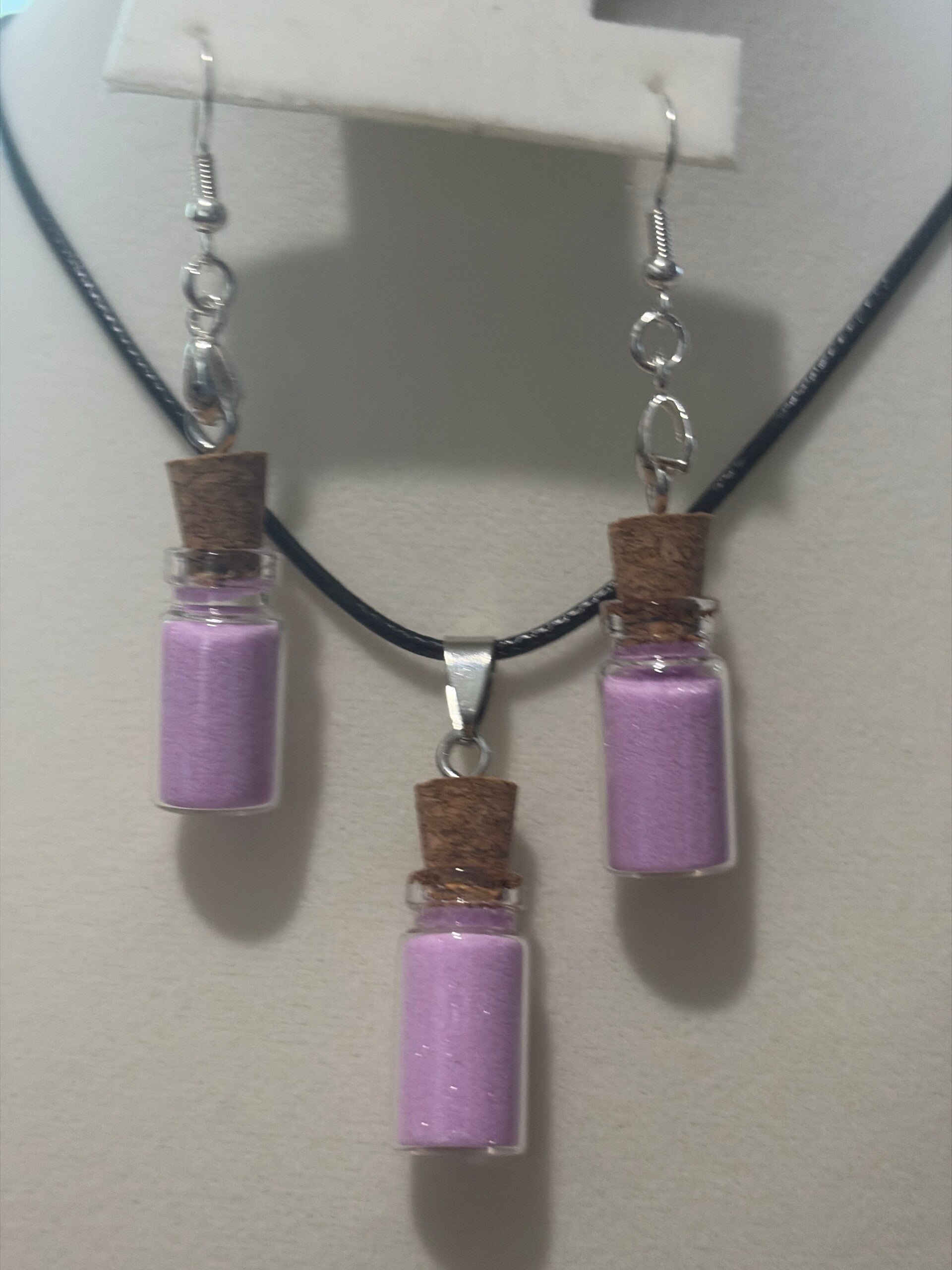 Necklace and earrings set light purple