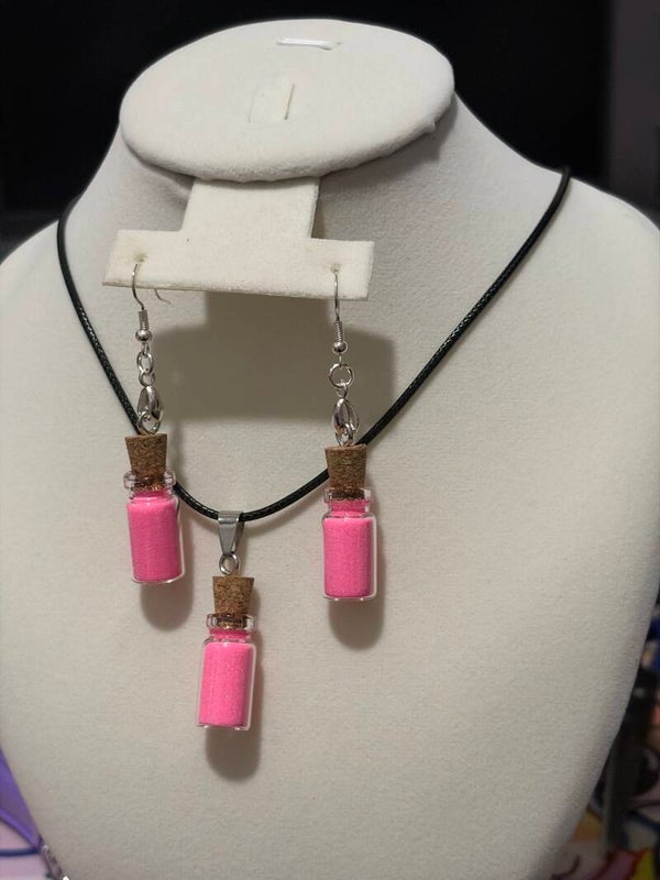 Necklace and earrings set dark pink