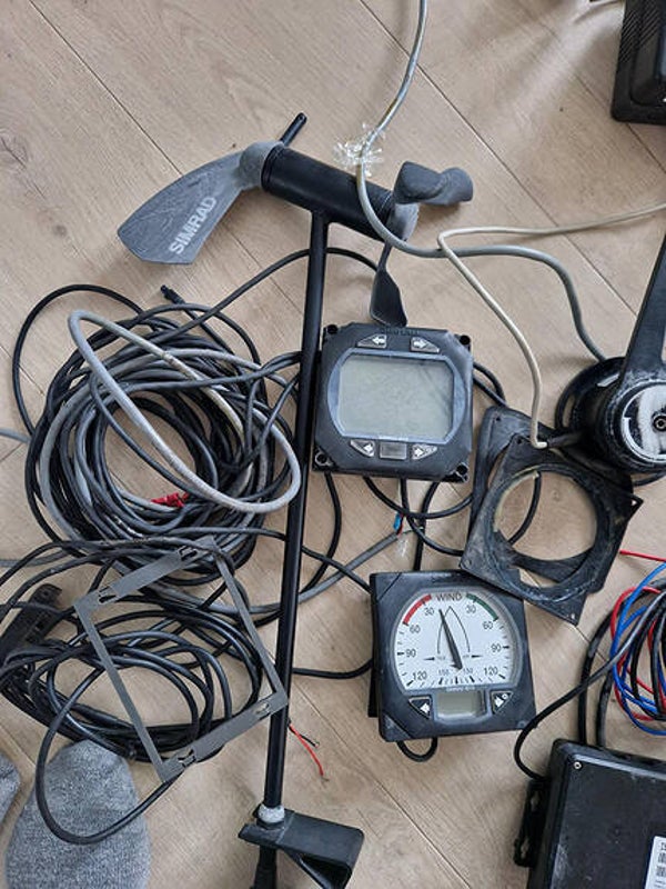 Simrad stor navigasjons pakke