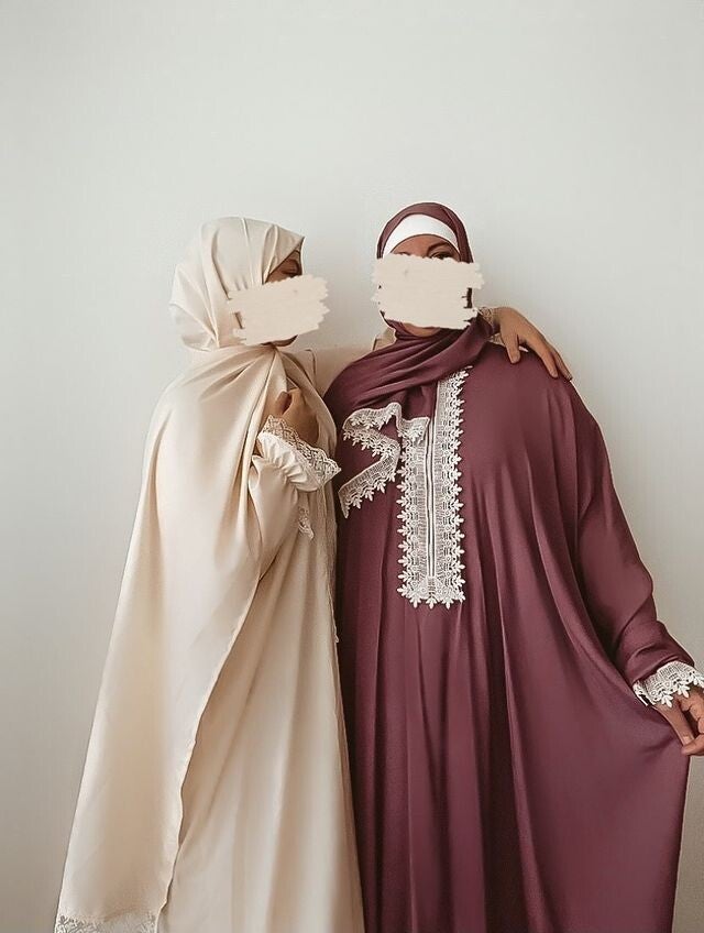 Home | Qamar Women