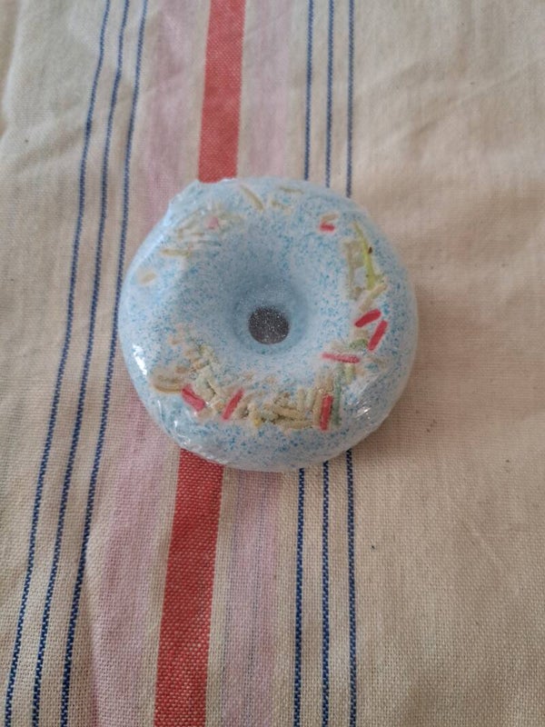 Bombe de bain en forme de dunuts