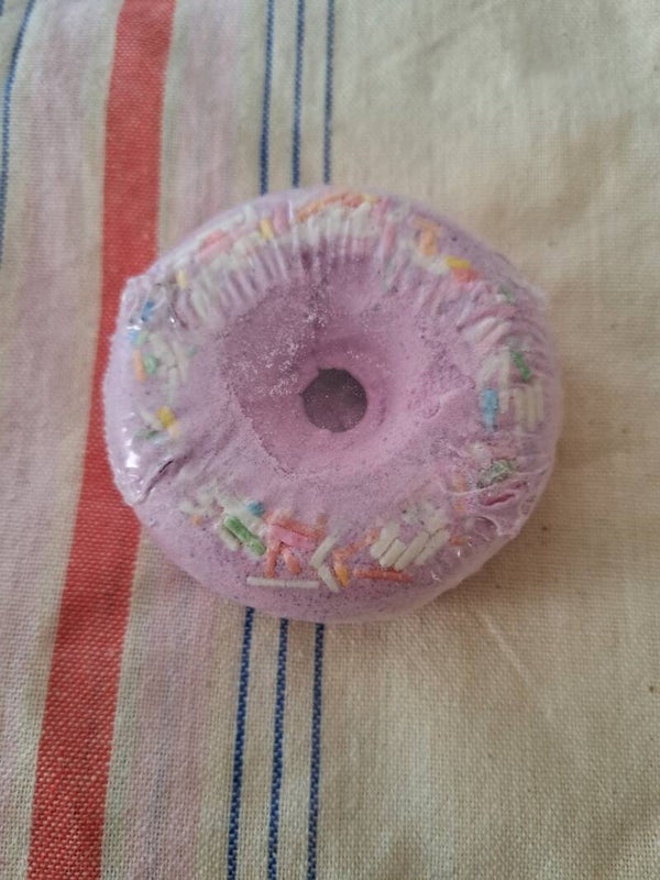 Bombe de bain en forme de dunuts