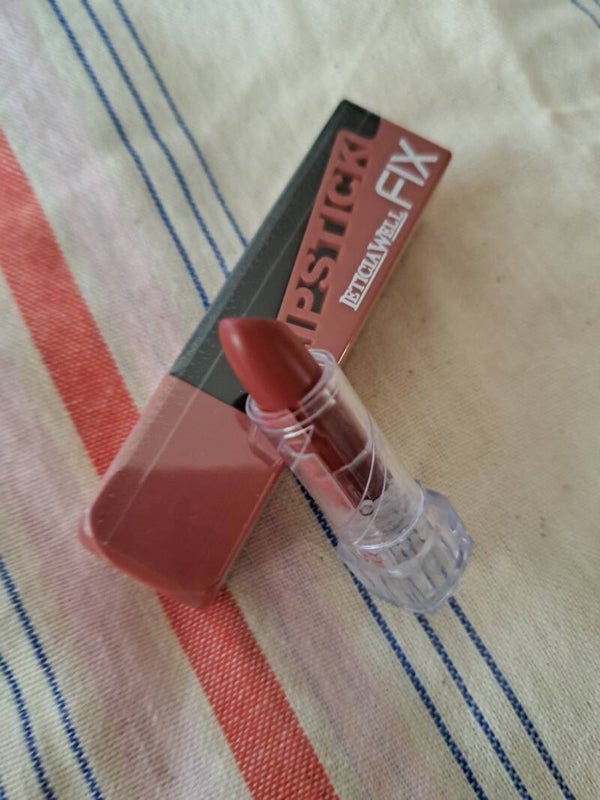 Rouge à lèvres waterproof 72