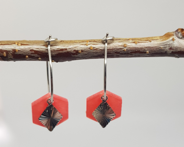 Handgemaakte rvs zilverkleurige oorbellen ruit