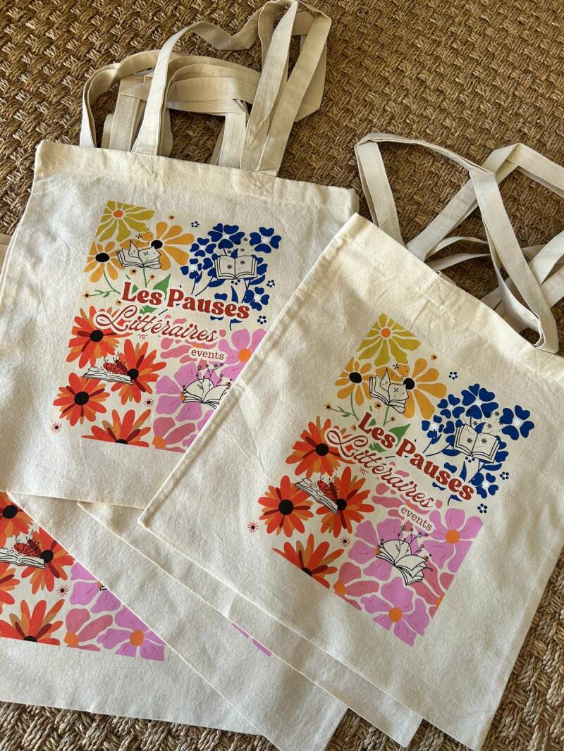 Tote bag