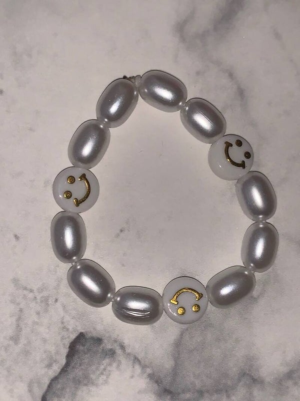 Zoetwater parel smiley armband
