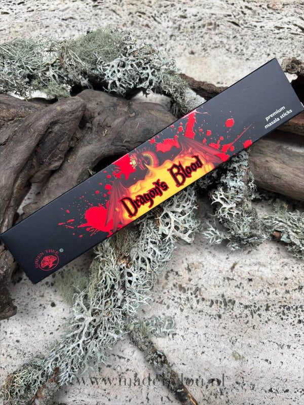 Green tree wierook ‘Dragon’s Blood’