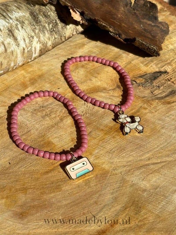 Armbandjes roze