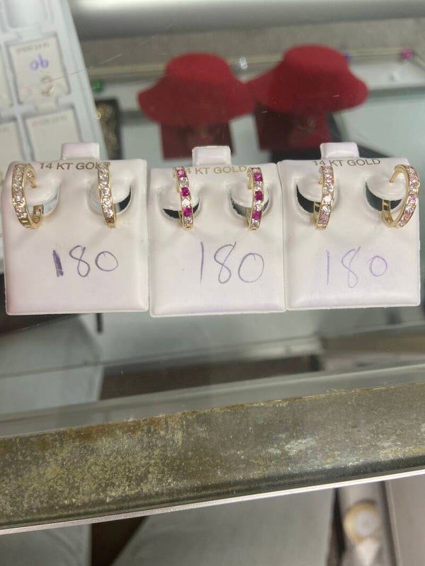 Aretes de piedras de colores