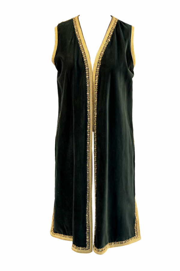 Dames mouwloze abaya legergroen fluweel met gouden details – one size Women’s sleeveless abaya army green velvet with gold details – one size