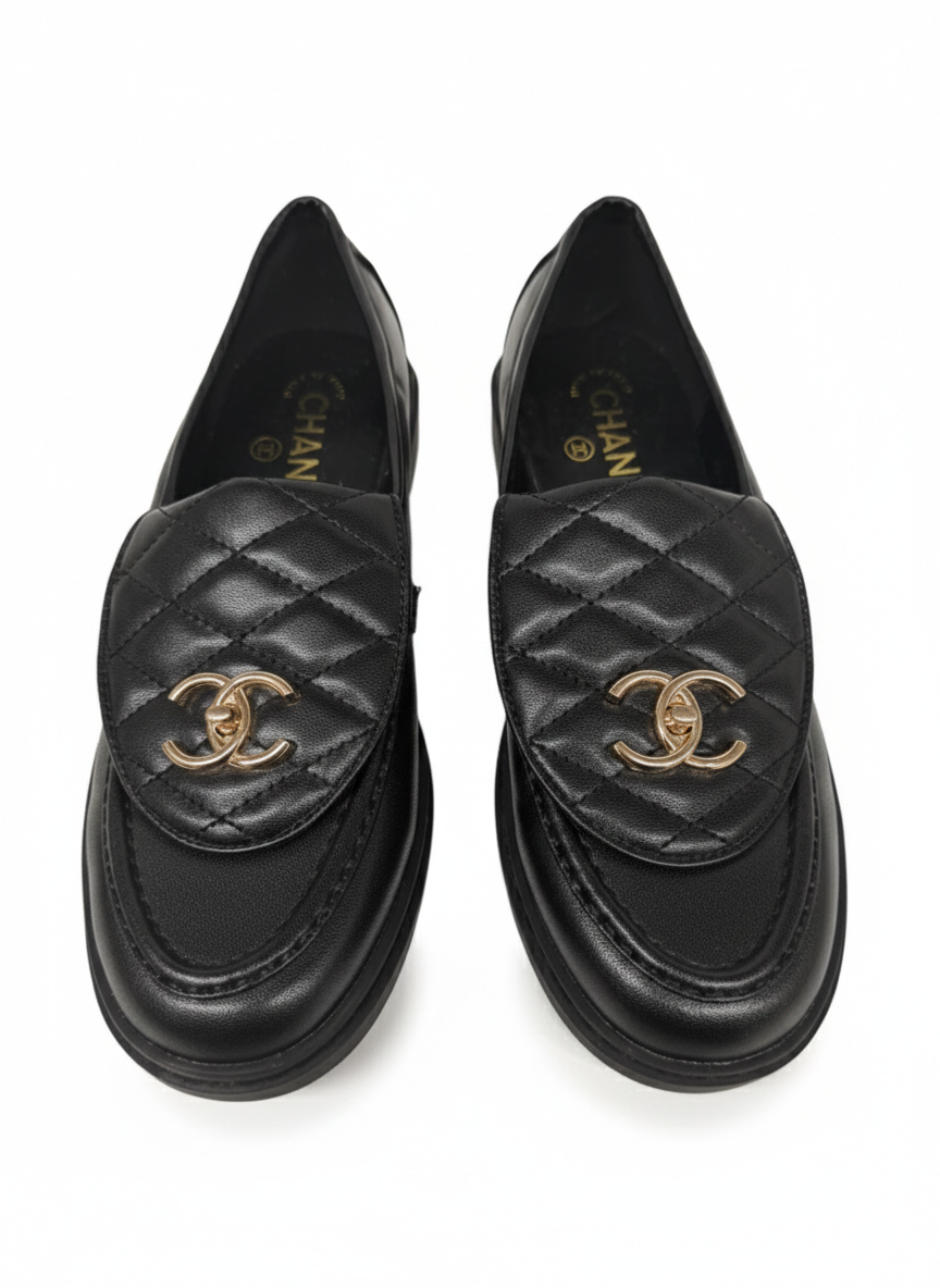 Zwarte loafers zo goed als nieuw | black loafers like new