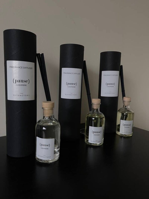 Fragrance diffuser pause CASHMERE