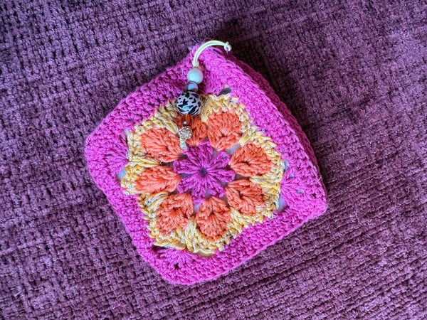 Mini flower Pouch