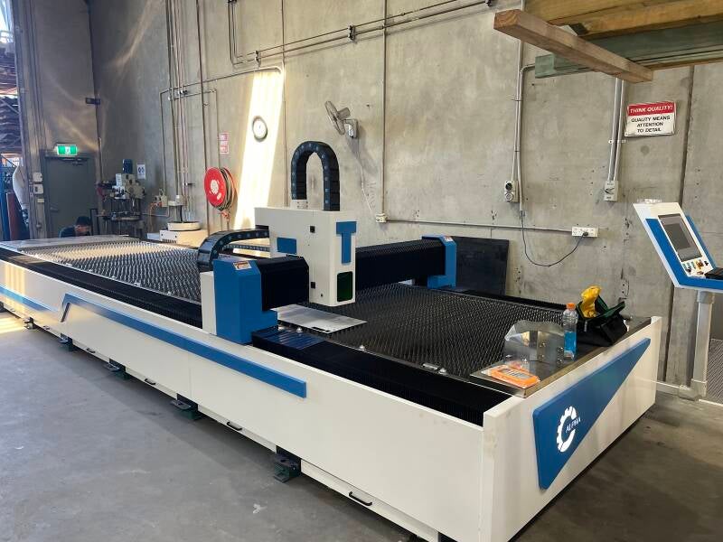 fiber-laser-cutting-machine-27-standard-5u9my1.jpg