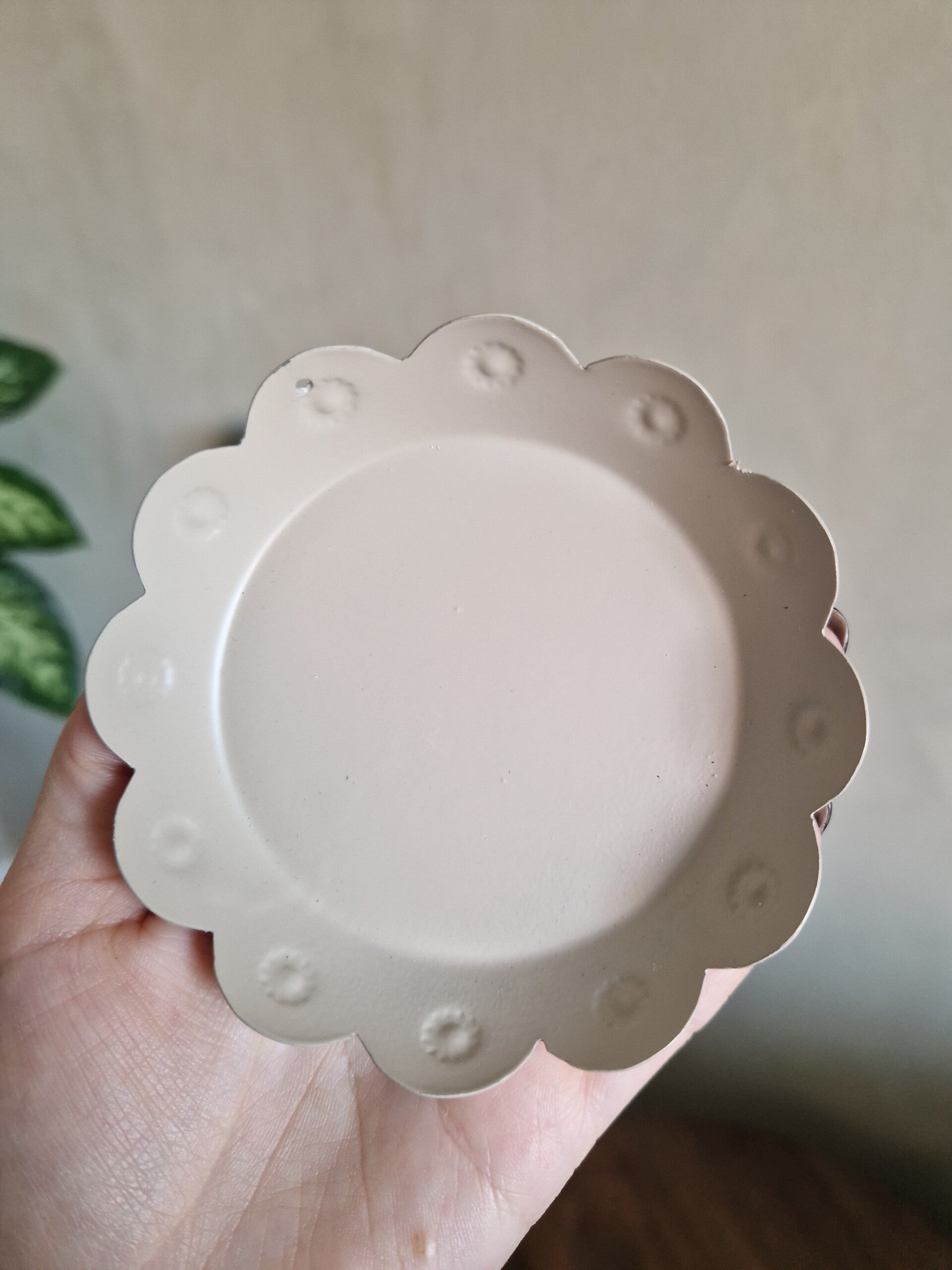 Schaaltje bloem sand