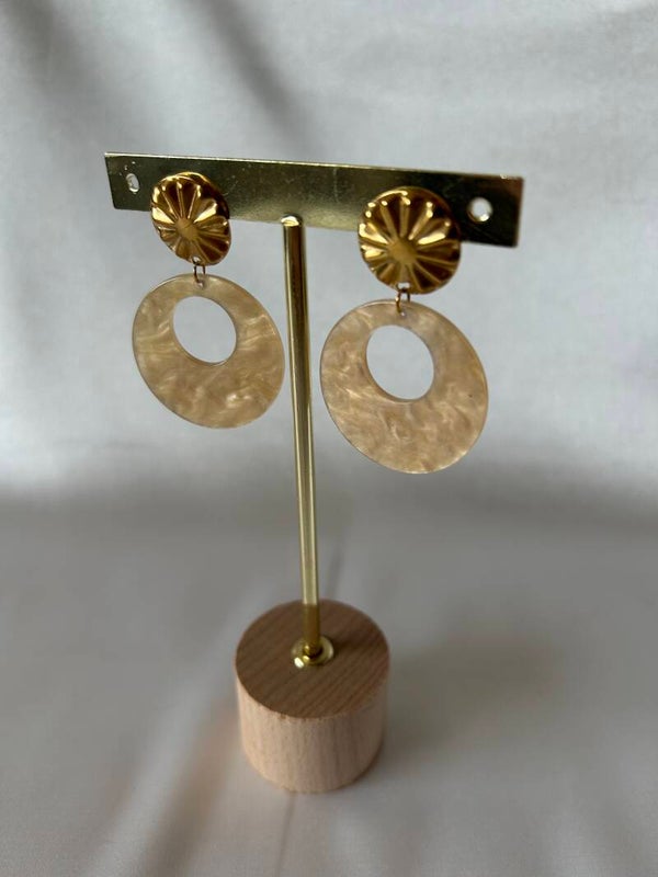 Oorbellen statement beige