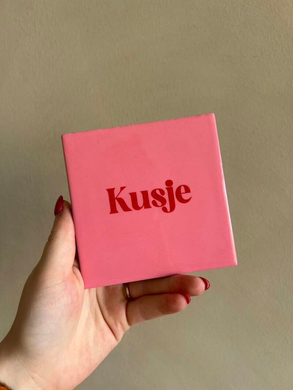 Tegeltje kusje