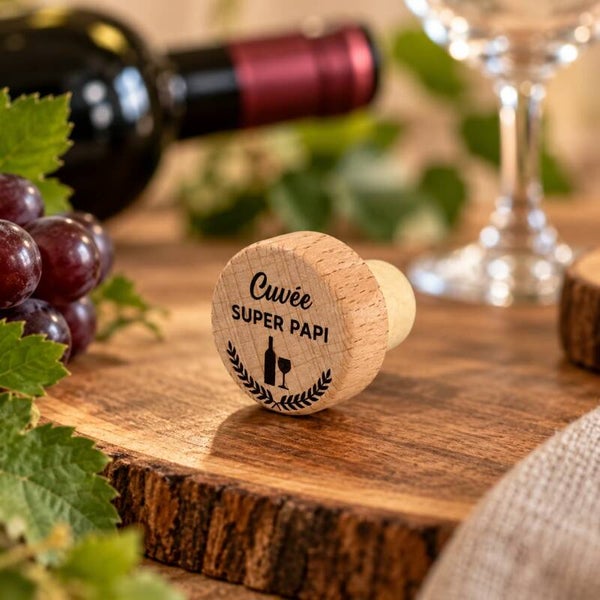 Bouchon de bouteille en bois personnalisé - Modèle épi avec bouteille et verre de vin