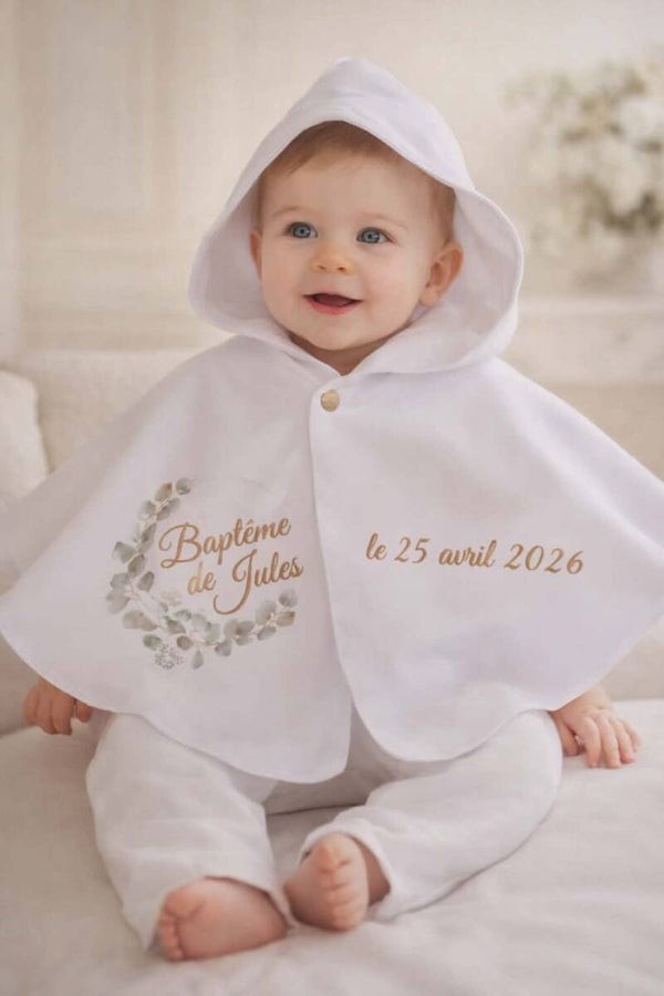 Cape de baptême personnalisée - Modèle couronne eucalyptus avec croix
