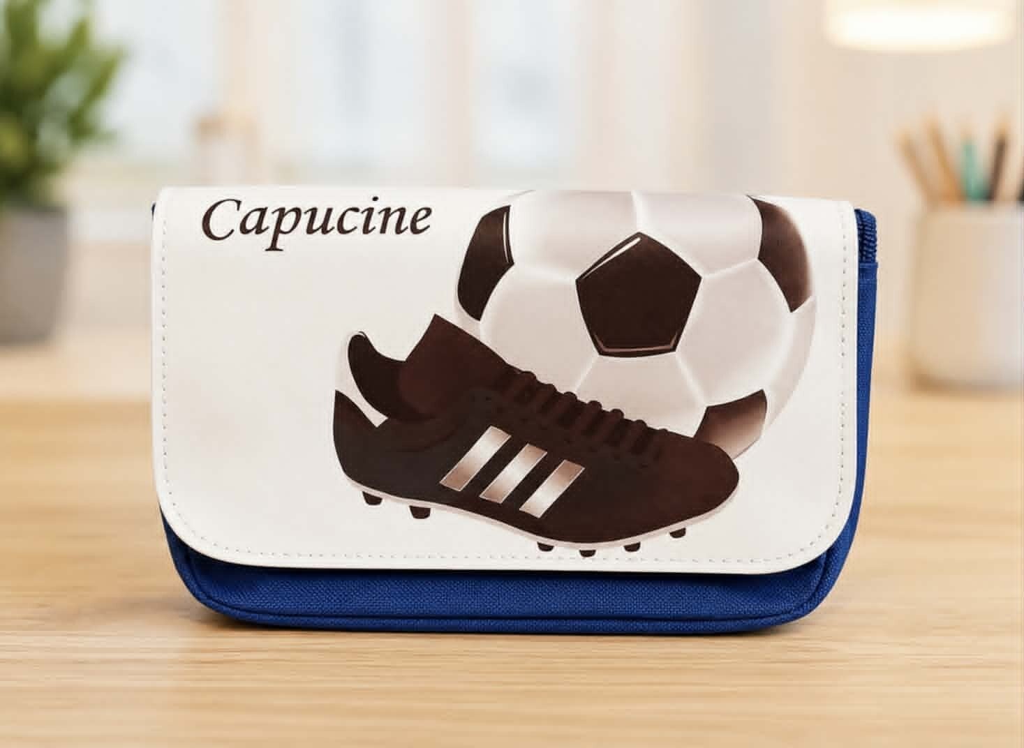 Trousse de toilette personnalisée - Modèle ballon de football et crampon