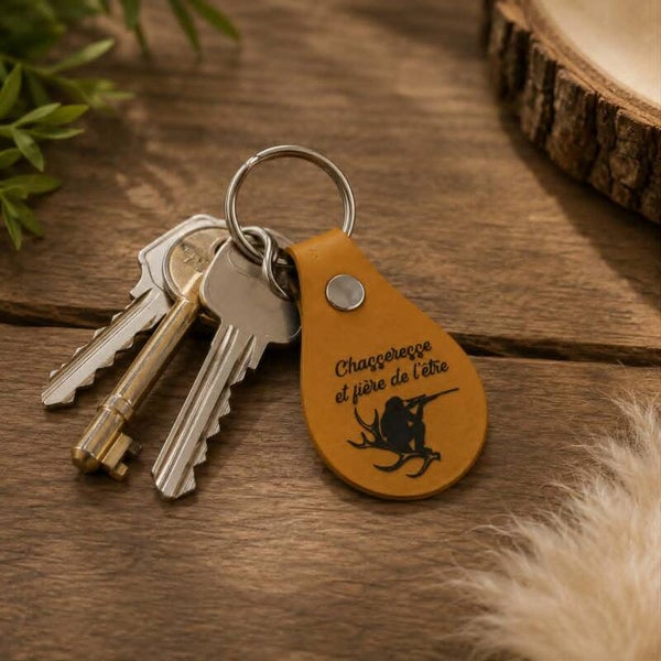 Porte clef goutte simili cuir personnalisé - Modèle chasseresse